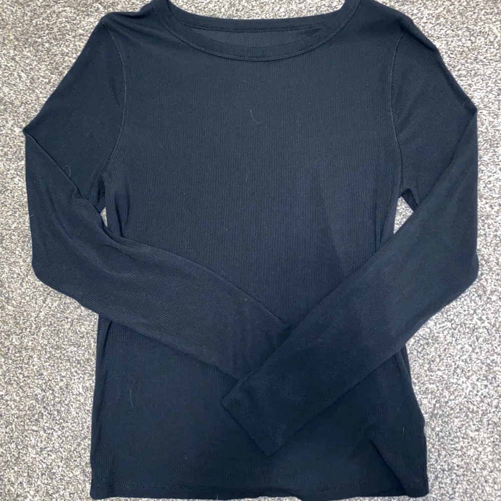 Black Long sleeved ribbed shirt